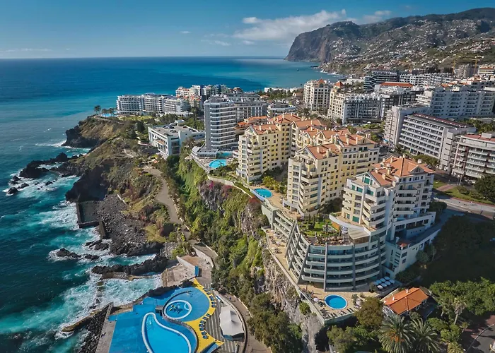 Oceanside Terrace Apartment By Holiday Rental Madeira